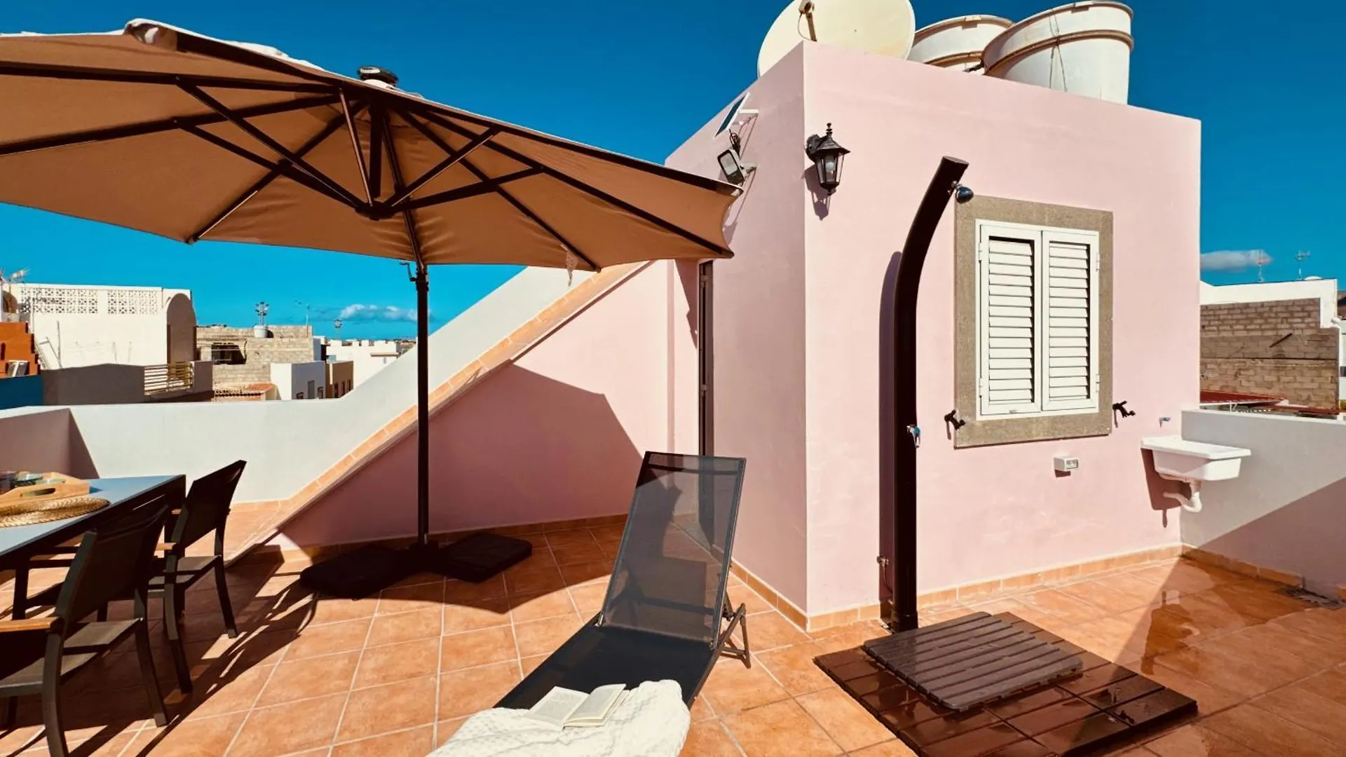 Semesterbostad Click & Guest -Terrace With Sea And Mountain Views Villa San Bartolomé